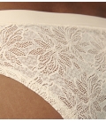 Triumph - Smart Lace Brazilian EX - kremowe - koronkowe majtki typu brazilian